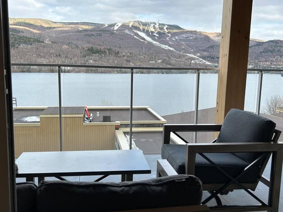 Serenity By The Slopes: Tremblant Waterfront Condo Mont-Tremblant Eksteriør bilde